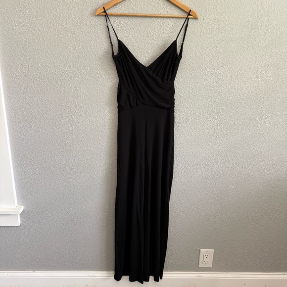 BCBGMAXAZRIA Black Open Back Jumpsuit Size Small - Picture 1 of 5